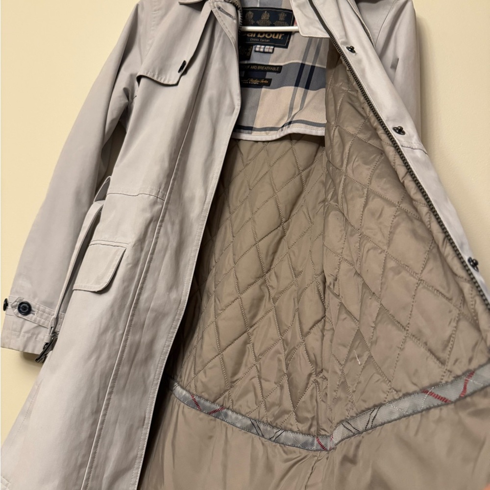 Barbour Tobermory waterproof Jacket - Picture 7 of 15